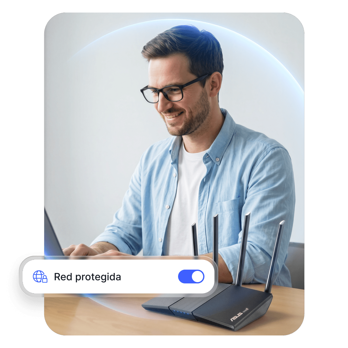 Una persona usa un router protegido por NordVPN para navegar de forma segura en su portátil.
