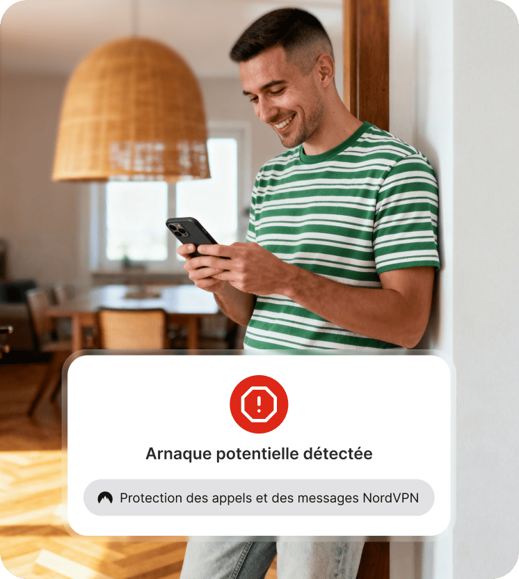 Une personne recevant l'alerte de Protection des messages de NordVPN concernant un SMS suspect.