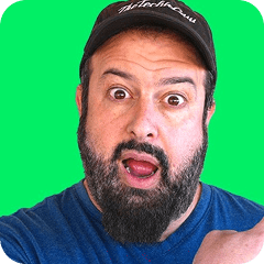 A picture of Liron Segev, YouTuber, tech educator