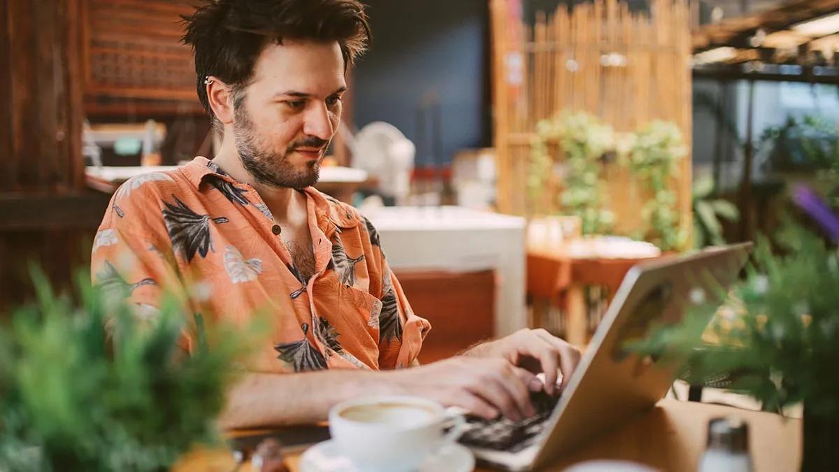 Carriers keep selling your location