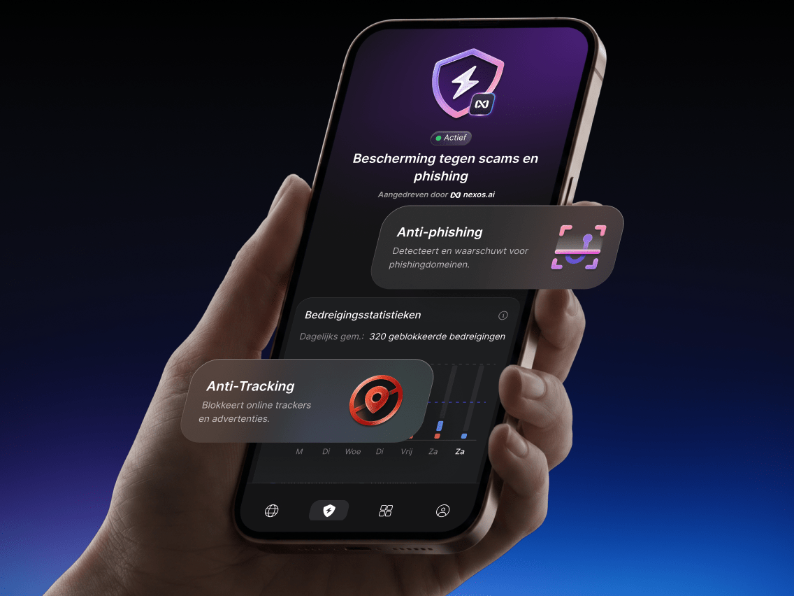 Een persoon die de next-gen antivirus gebruikt om scambescherming op zijn mobiele telefoon in te schakelen.