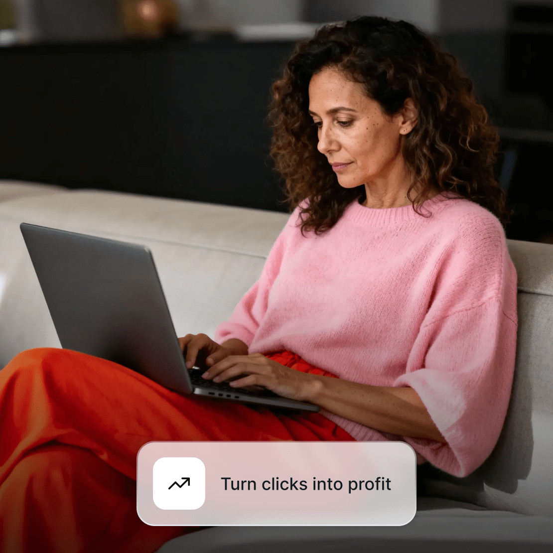 A person using a Coveron affiliate program on their laptop to turn the Coveron promotion into profit.