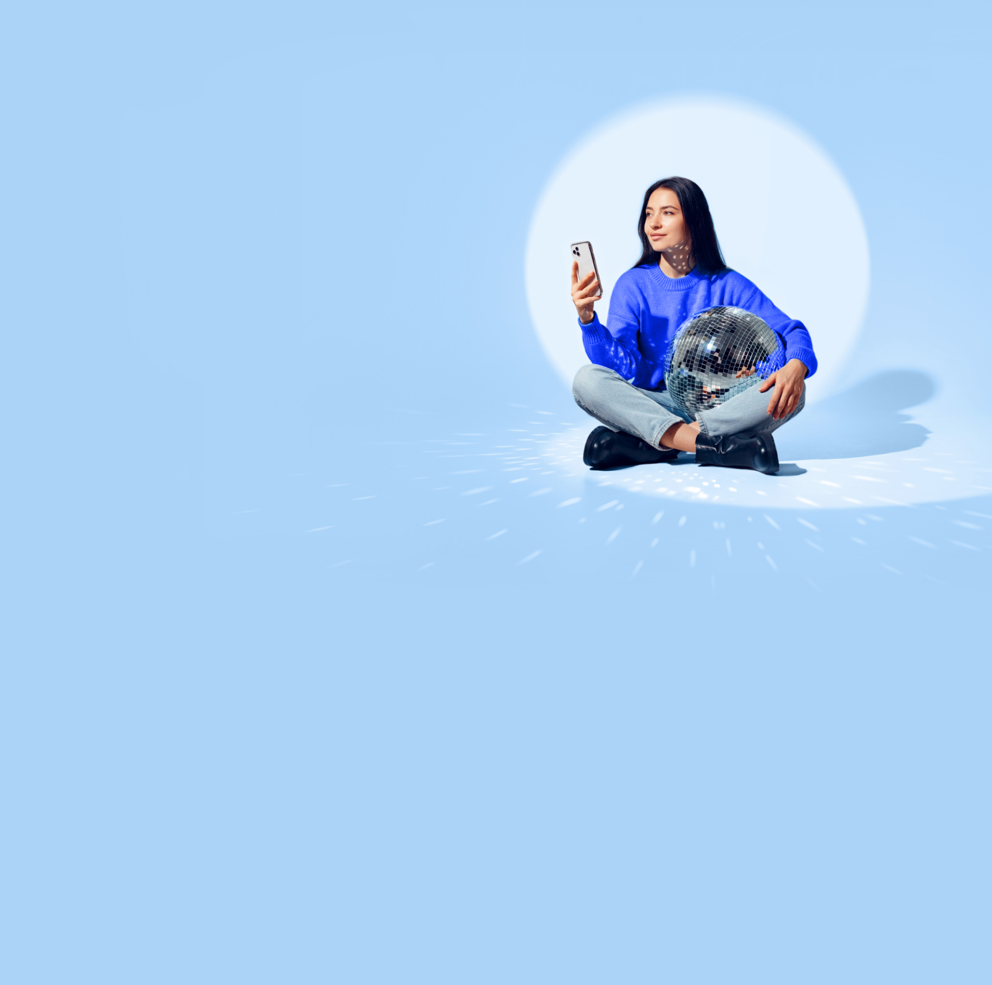 new year 24 woman disco ball md regular